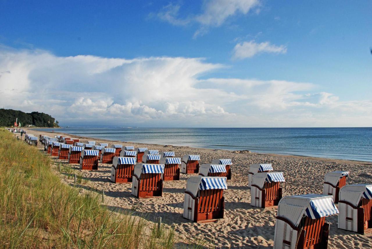Groß Zicker Ferienhaus Zum Boddenstrand Mit Ka מראה חיצוני תמונה