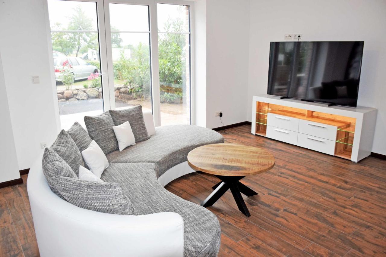 Groß Zicker Ferienhaus Zum Boddenstrand Mit Ka מראה חיצוני תמונה